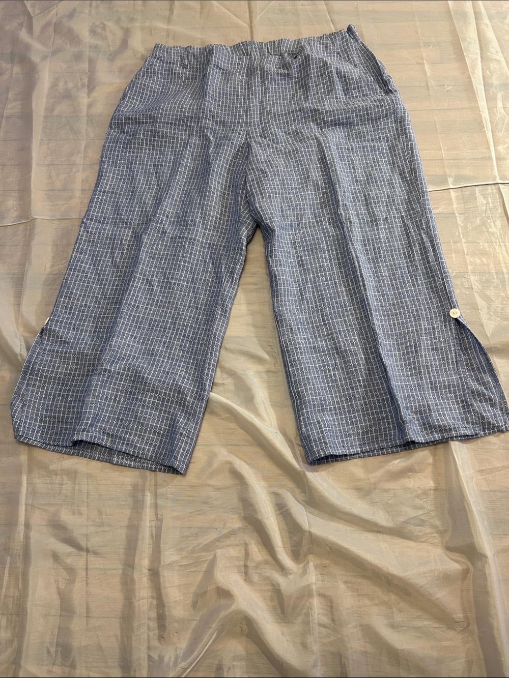 Habitat Blue Checked Pull-On women’s Capri Shorts